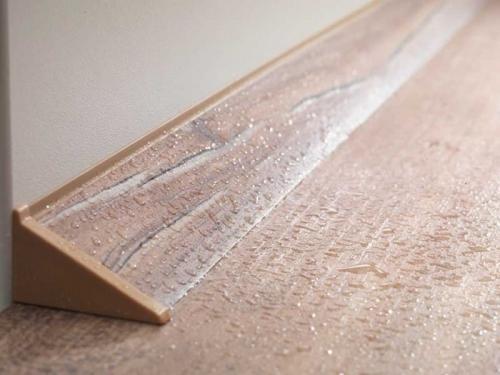 Как выбрать подходящий плинтус для своей кухни. Из каких материалов выполняют плинтуса?