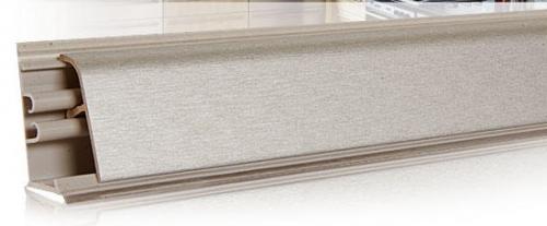 Какие типы креплений можно использовать для прикрепления плинтуса к столешнице. №4. Форма кухонного плинтуса