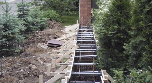 Самый правильный фундамент для легких заборов.. Как правильно сделать фундамент для забора своими руками? 02 Самый правильный фундамент для легких заборов.. Как правильно сделать фундамент для забора своими руками? 02