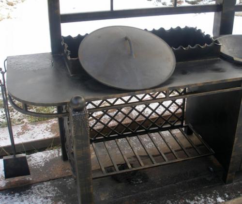 Садовая беседка с барбекю. Виды 01