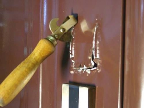 Утепление неразборной китайской двери. Утепление металлической двери из Китая: технология и материалы