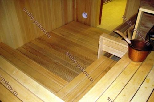 Какие недостатки бетонного пола в бане. Деревянный пол в бане