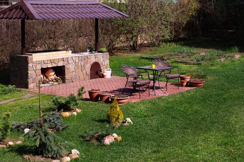 Что такое беседка для дачи с мангалом. Лучшие проекты мангальных зон на даче с фотографиями