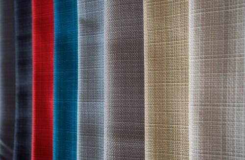 Какие рулонные шторы лучше. Особенности рулонных штор, их плюсы и минусы