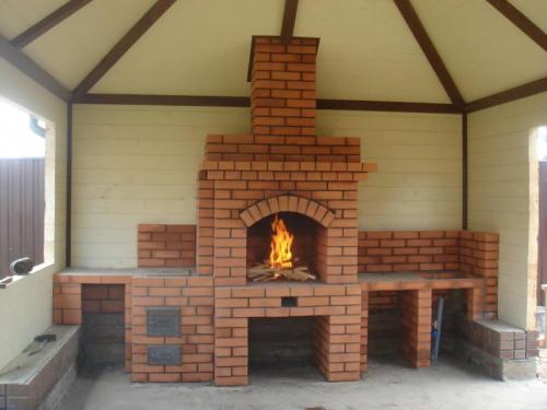 Огненные удовольствия: лучшие беседки с печкой и мангалом 06 Огненные удовольствия: лучшие беседки с печкой и мангалом 06