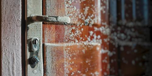 Утепляем дверь в частном доме. Утепление входной двери в частном доме