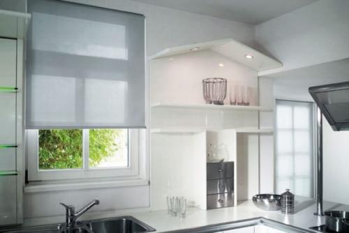 Как выбрать рулонные шторы на кухню. Виды ролльштор