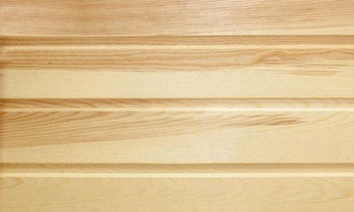 Уютный интерьер балкона с вагонкой: советы и идеи 15