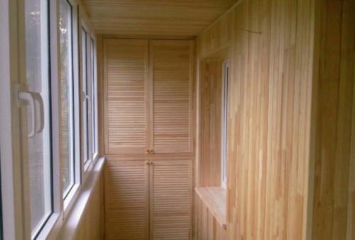 Что такое интерьер балкона с вагонкой. Отделка балкона вагонкой – 100 фото, советы по выбору материалов и примеры отделки лоджий