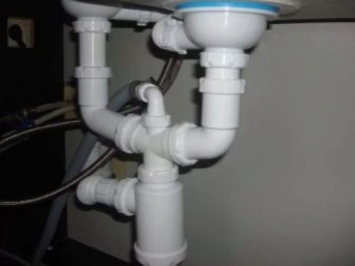 Как сделать слив на даче. Канализация для стоков из кухни и умывальника 14
