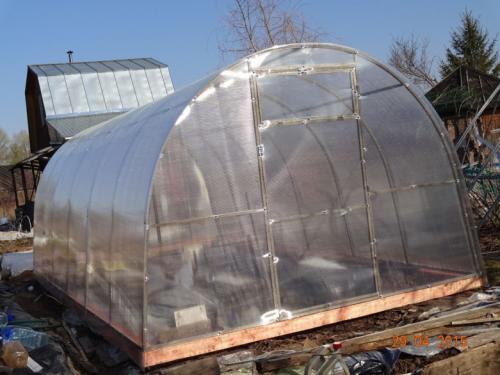 Обработка теплицы марганцовкой. Обработка теплицы весной от болезней и вредителей: для чего нужна и как правильно проводить?