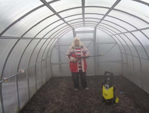 Что делать с теплицей осенью. Добавление статьи в новую подборку 04