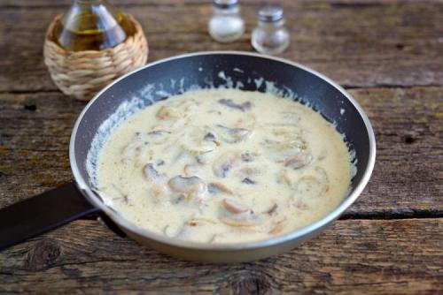 Какие соусы можно подавать к пирогу пола в деревянном доме. 15 лучших рецептов подливок к любому гарниру