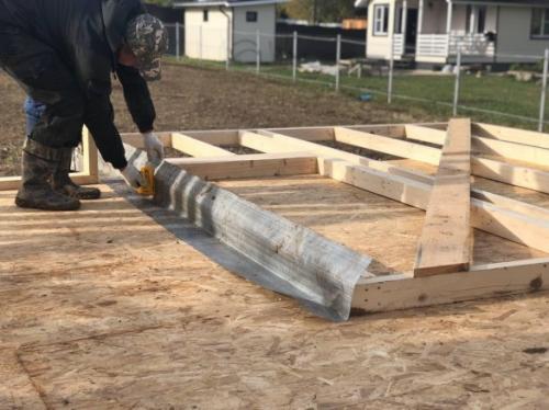 Сборка стен каркасного дома. Каркас