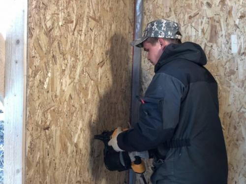 Сборка стен каркасного дома. Каркас