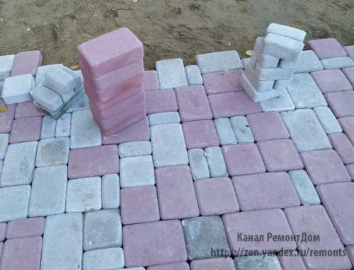 Отмостка вокруг дома из брусчатки. Плюсы и минусы 03