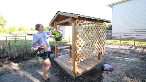 Красивые деревянные беседки. Варианты постройки