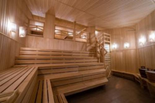 Высота полков в бане от пола. Расстояние между полками разных конструкций