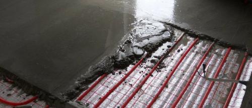 Удобный и теплый пол без бетона: как использовать маты для водяного отопления 06