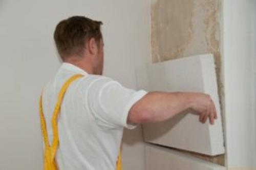 Пенопласт, как звукопоглотитель. Звукоизоляция пенопластом —, как провести работу с максимальным эффектом