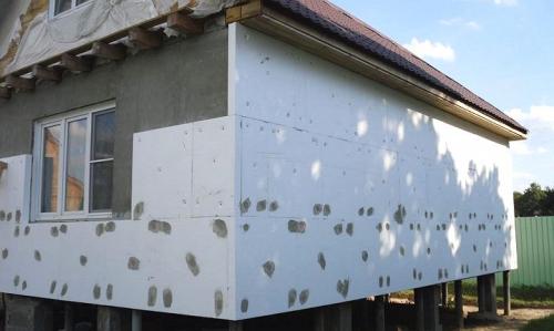 Разница утепление пенопластом 50 или 100. Плюсы и минусы пенопласта